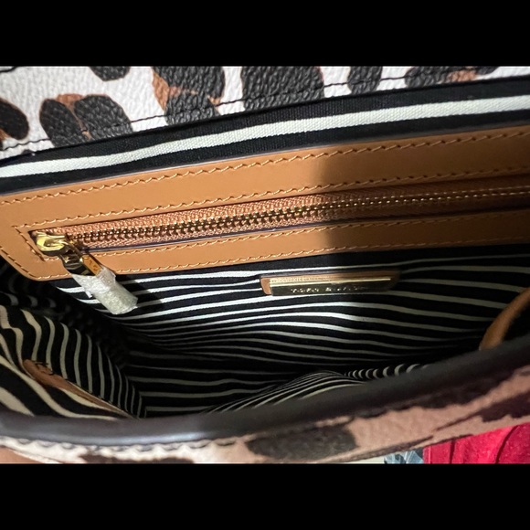 NWOT Tory Burch Authentic Kerrington Crossbody bag with dust bag - Picture 2 of 4